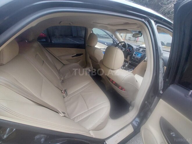 BYD F7-9