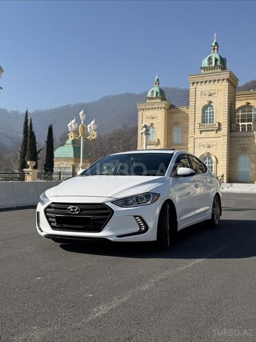 Hyundai Elantra 2018, 68,000 km - 2.0 л - Qəbələ