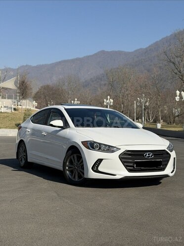 Hyundai Elantra 2018, 68,000 km - 2.0 л - Qəbələ