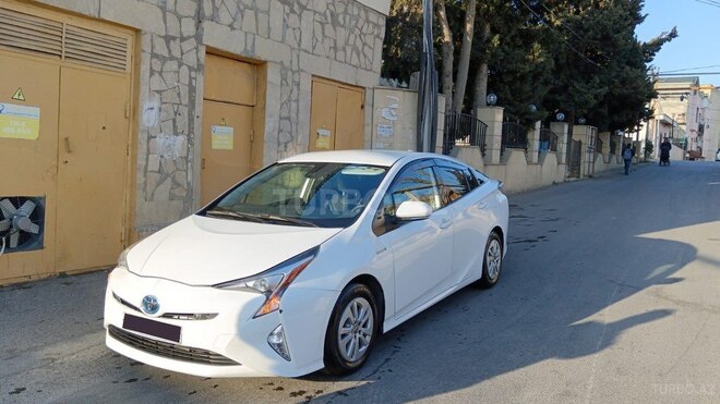 Toyota Prius 2017, 210,000 km - 1.8 l - Bakı
