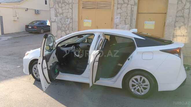 Toyota Prius 2017, 210,000 km - 1.8 l - Bakı