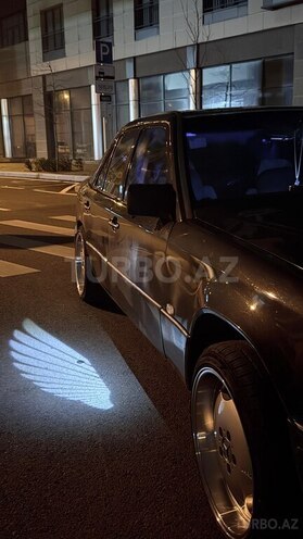 Mercedes 200 E 1993, 700,000 km - 2.0 л - Bakı
