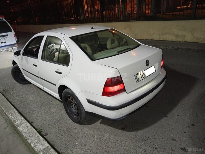 Volkswagen Bora 2001, 273,553 km - 2.0 l - Bakı
