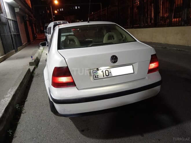 Volkswagen Bora 2001, 273,553 km - 2.0 l - Bakı