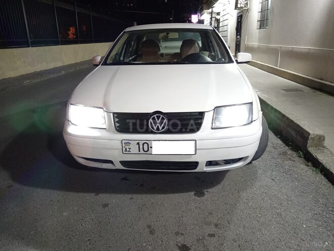 Volkswagen Bora 2001, 273,553 km - 2.0 l - Bakı