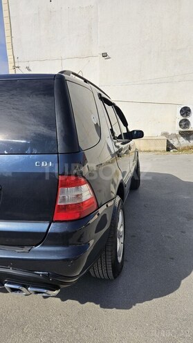 Mercedes ML 270-11