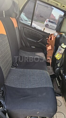 Mercedes ML 270-12