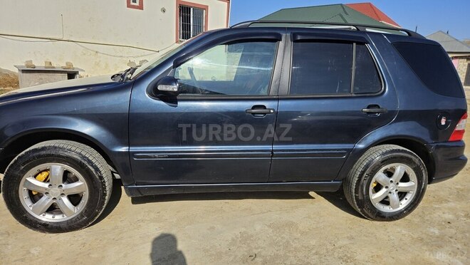 Mercedes ML 270-16