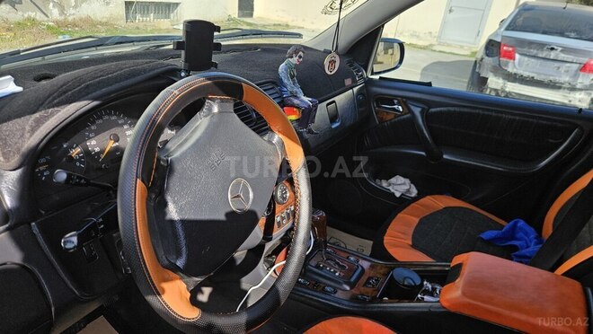 Mercedes ML 270-15