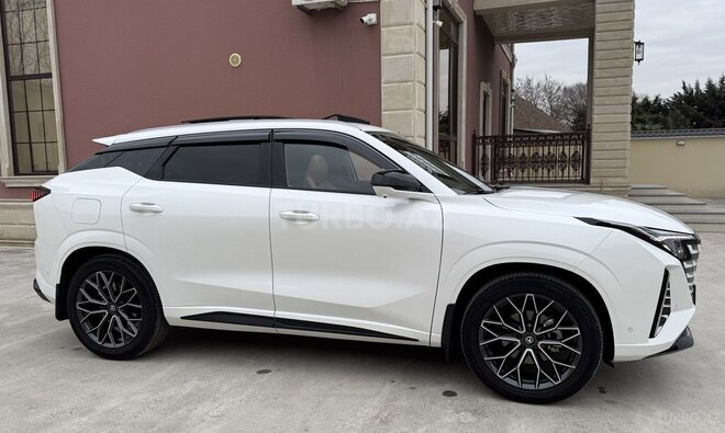 Changan  2025, 12,000 km - 1.5 l - Bakı