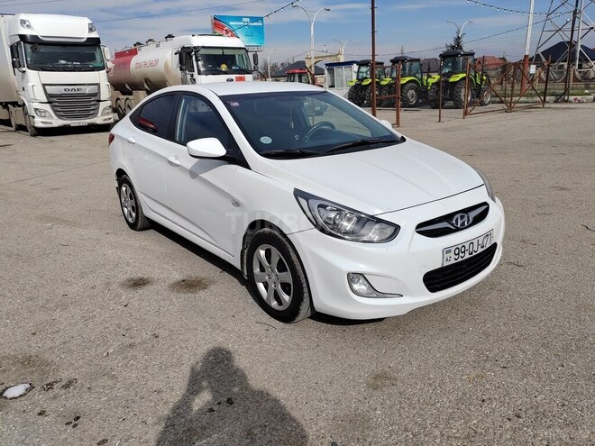 Hyundai Accent 2014, 185,000 km - 1.4 л - Quba