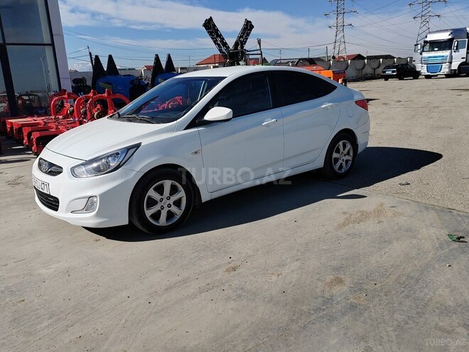 Hyundai Accent 2014, 185,000 km - 1.4 л - Quba