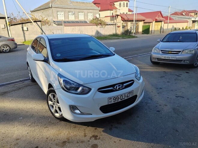 Hyundai Accent 2014, 185,000 km - 1.4 л - Quba