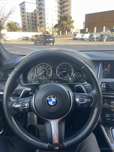 BMW 528-9