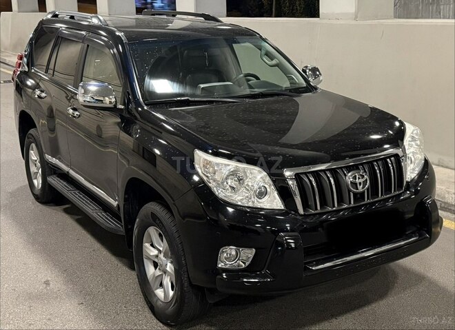 Toyota Land Cruiser Prado 2011, 220,000 km - 2.7 л - Bakı