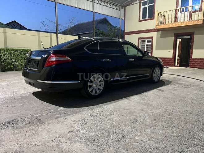 Nissan Teana-11
