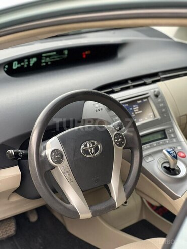 Toyota Prius 2014, 270,370 km - 1.8 л - Bakı