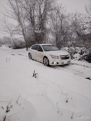 Chevrolet Cruze 2012, 295,366 km - 1.6 l - Qusar