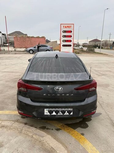 Hyundai Elantra 2019, 225,000 km - 2.0 l - Bakı