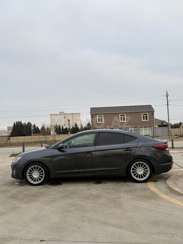 Hyundai Elantra 2019, 225,000 km - 2.0 l - Bakı