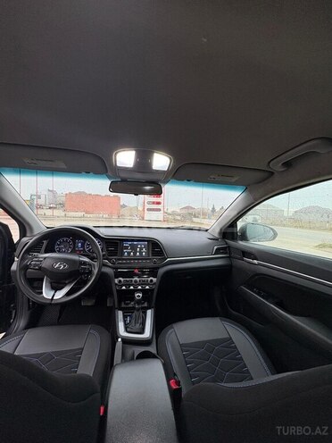 Hyundai Elantra 2019, 225,000 km - 2.0 l - Bakı
