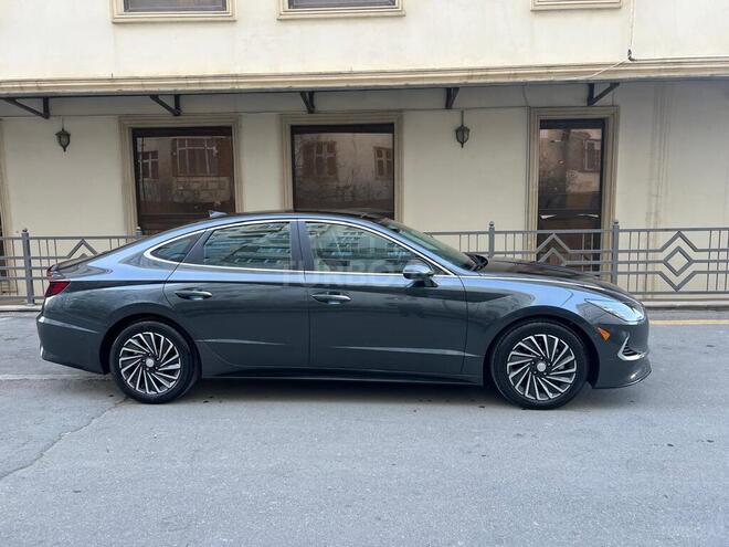 Hyundai Sonata-3