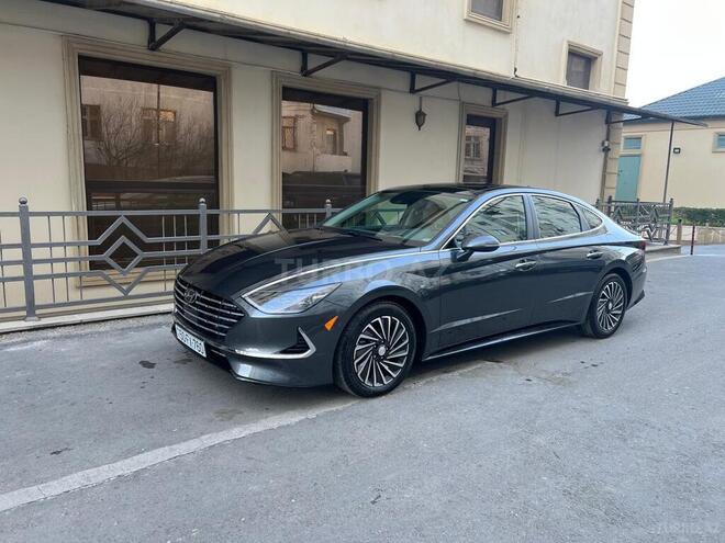 Hyundai Sonata-4