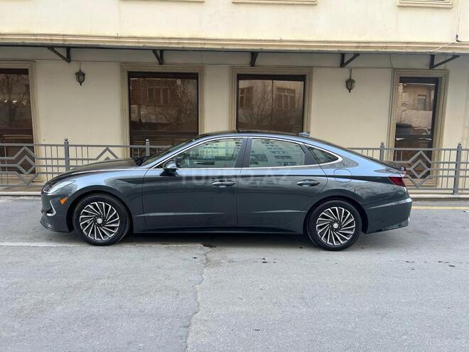 Hyundai Sonata-5