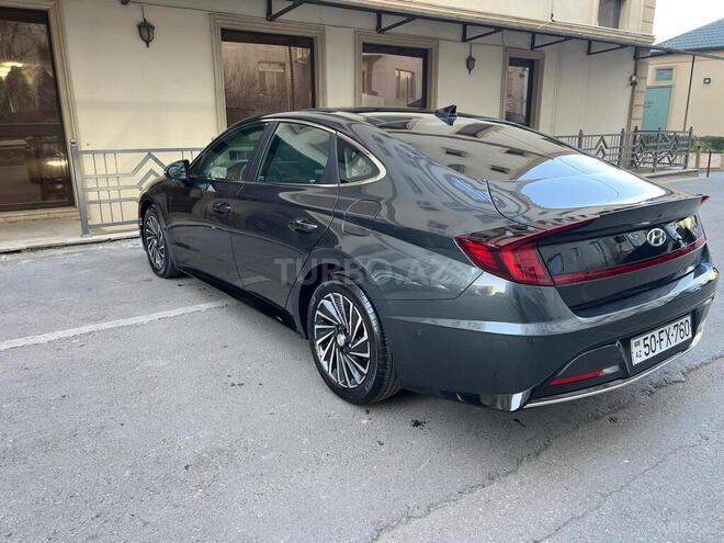 Hyundai Sonata-8