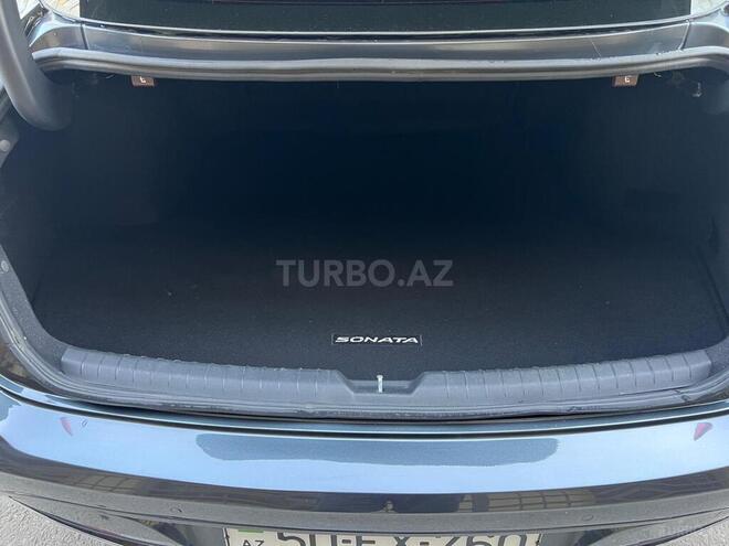 Hyundai Sonata-9