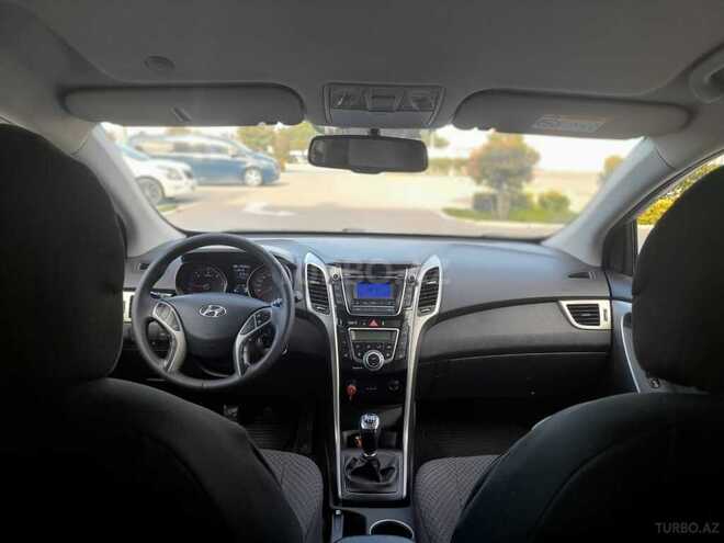 Hyundai i30-6