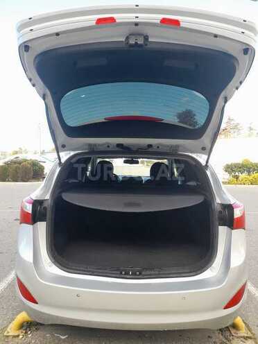 Hyundai i30-7