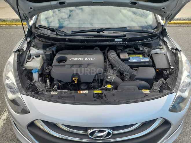 Hyundai i30-4