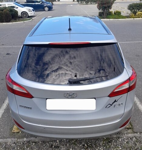 Hyundai i30-2