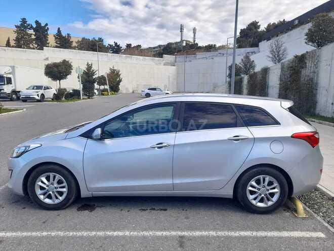 Hyundai i30-3