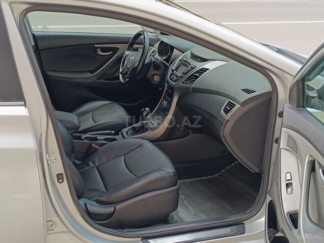 Hyundai Elantra 2014, 227,505 km - 2.0 l - Bakı