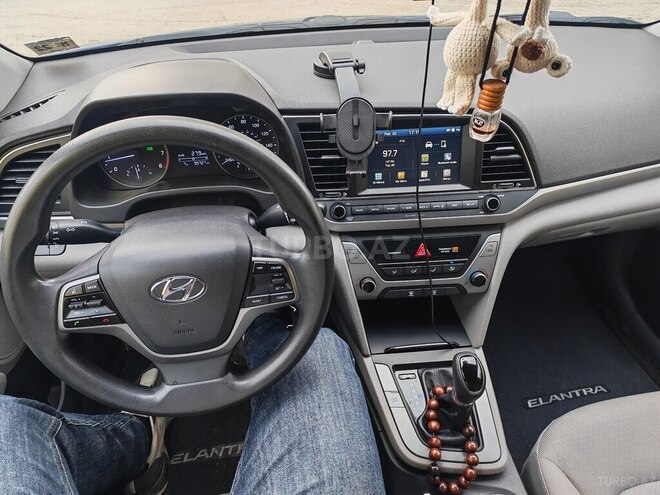 Hyundai Elantra 2017, 160,495 km - 2.0 л - Bakı