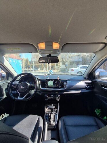 Kia Stonic 2017, 68,300 km - 1.6 l - Sumqayıt
