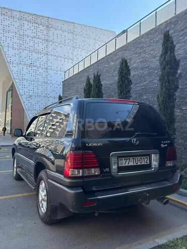 Lexus LX 470-4