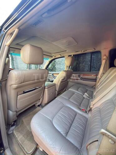 Lexus LX 470-7