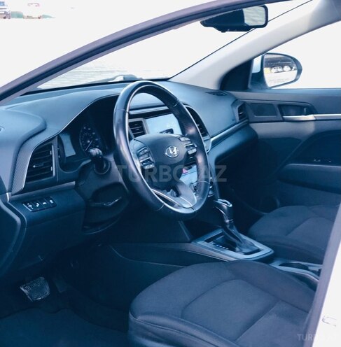 Hyundai Elantra 2019, 100,000 km - 2.0 l - Bakı