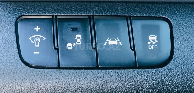 Hyundai Elantra 2019, 100,000 km - 2.0 l - Bakı