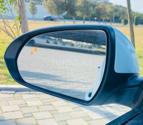Hyundai Elantra 2019, 100,000 km - 2.0 l - Bakı