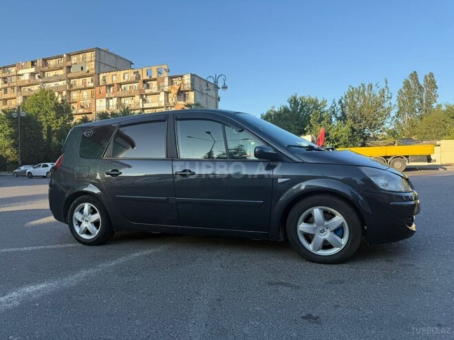 Renault Grand Scenic-2