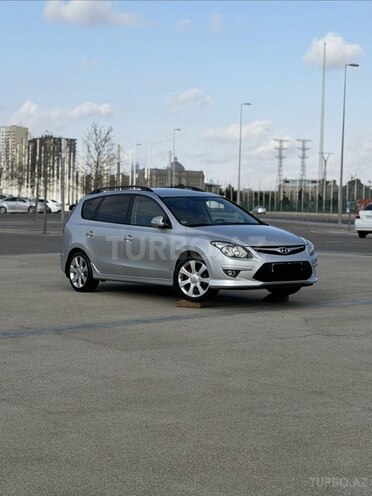 Hyundai i30 2011, 253,000 km - 1.6 л - Bakı