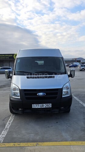 Ford Transit-2