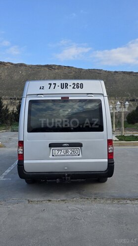 Ford Transit-4