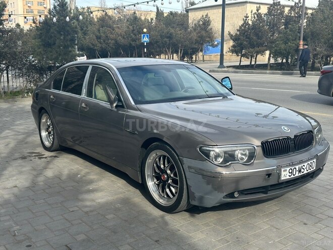BMW 745-9