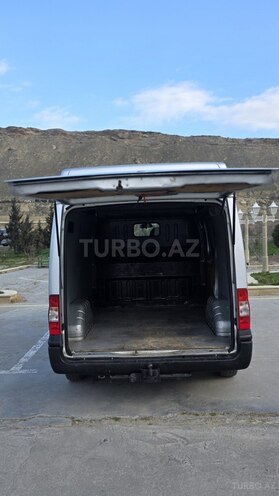 Ford Transit-11
