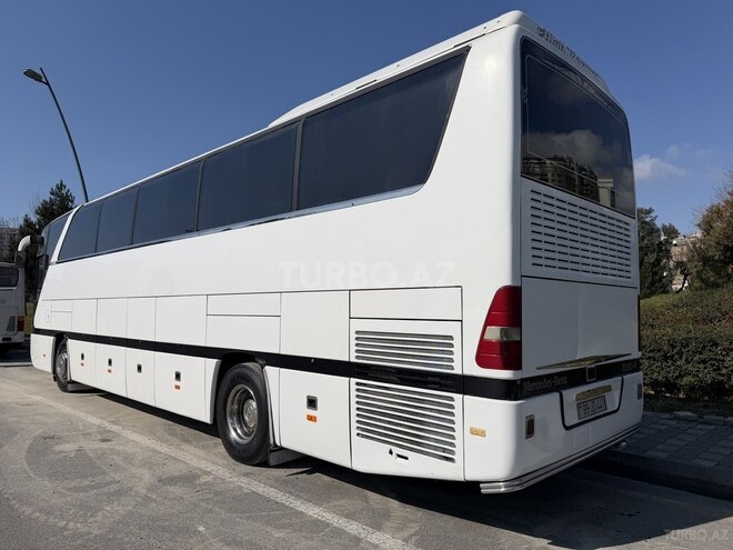 Mercedes 0403-8